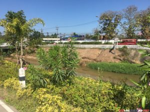 Runs Along The Chiang Mai Canal